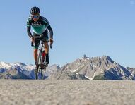 Arrivée au sommet du col de l'Izoard depuis Cervières - © F. Dupuis