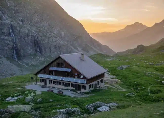Refuge de l'Alpe © T. Blais