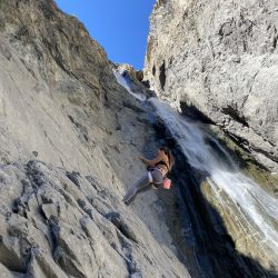 escalade la grave cascade des fréaux C. JOUFFREY