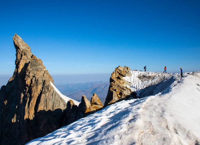 Refuge-de-laigle-et-meije-orientale-56-©-T.-Blais-optimise-web-Copie