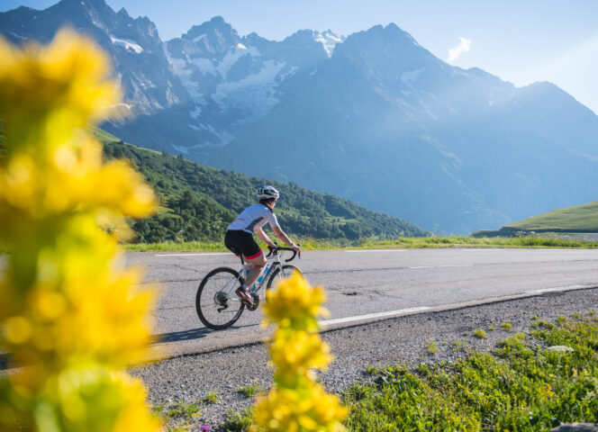must-see mountain passes in the Hautes-Alpes