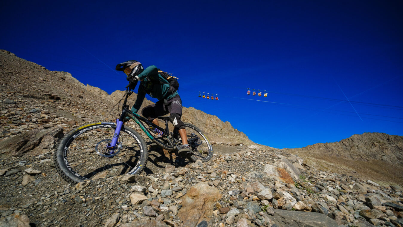 VTT Téléphérique premieres neiges sept 2025 ©Gaëtan Riou - Big Bikes (8)