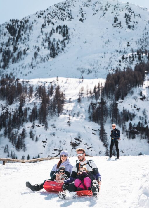Famille, pique nique, balade, luge, Haute Clarée, hiver 2026 - Thibaut Blais (134)